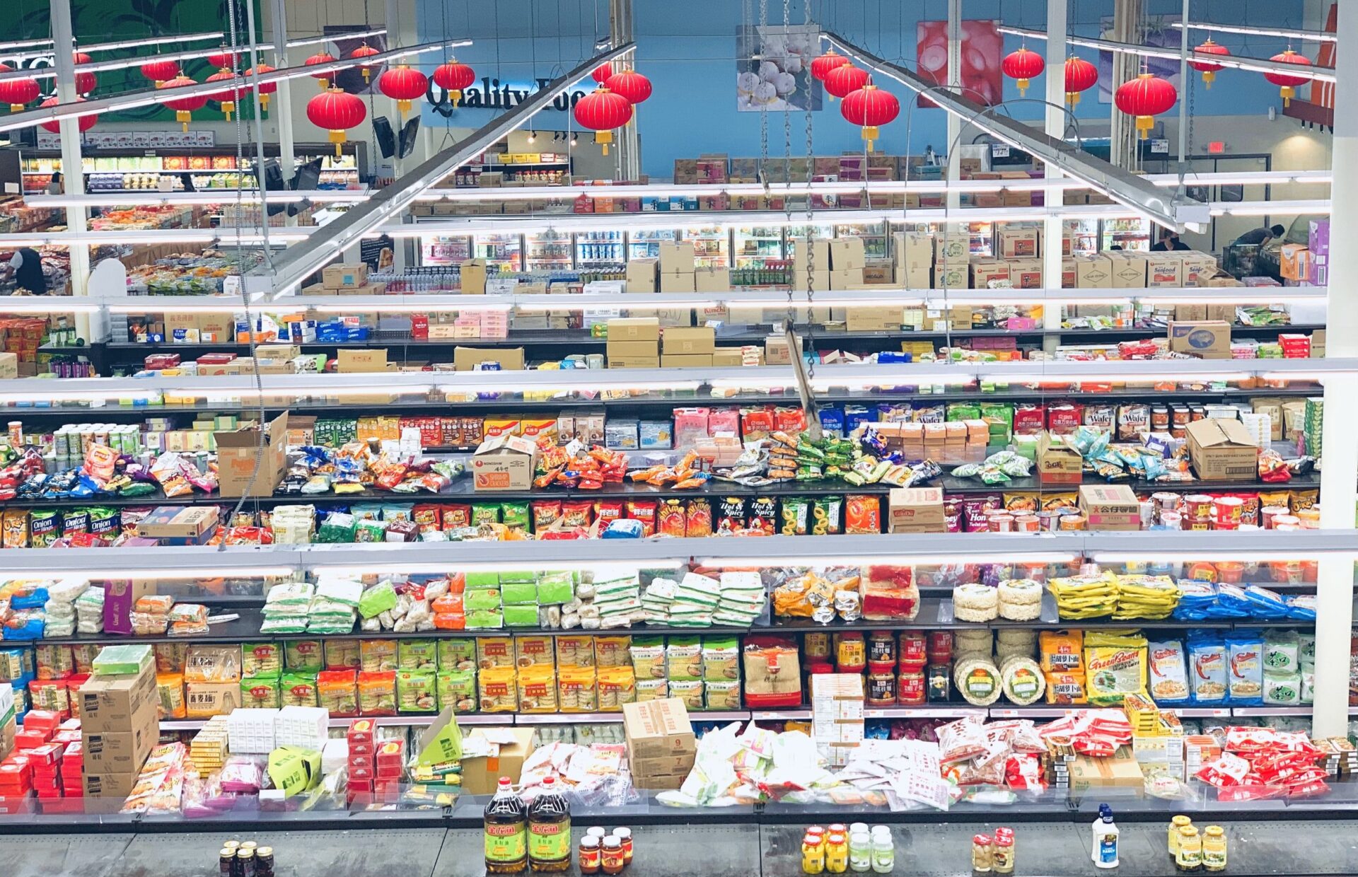 Asian Supermarkets in America : Exploring the Rich History and Community Impact
